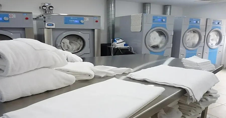 Restaurant laundry pickup and delivery service Orlando